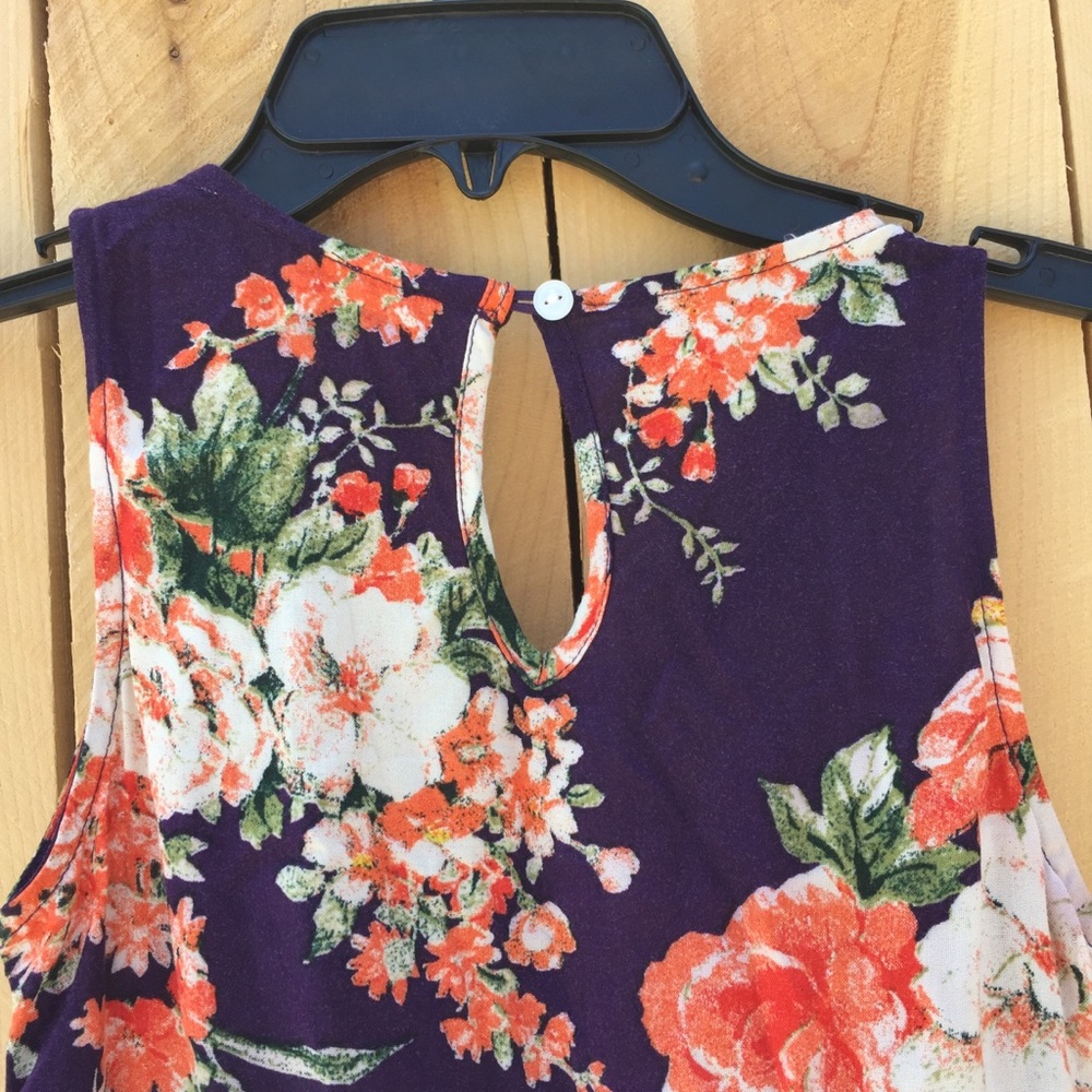 Dress - Picture 4 of 6